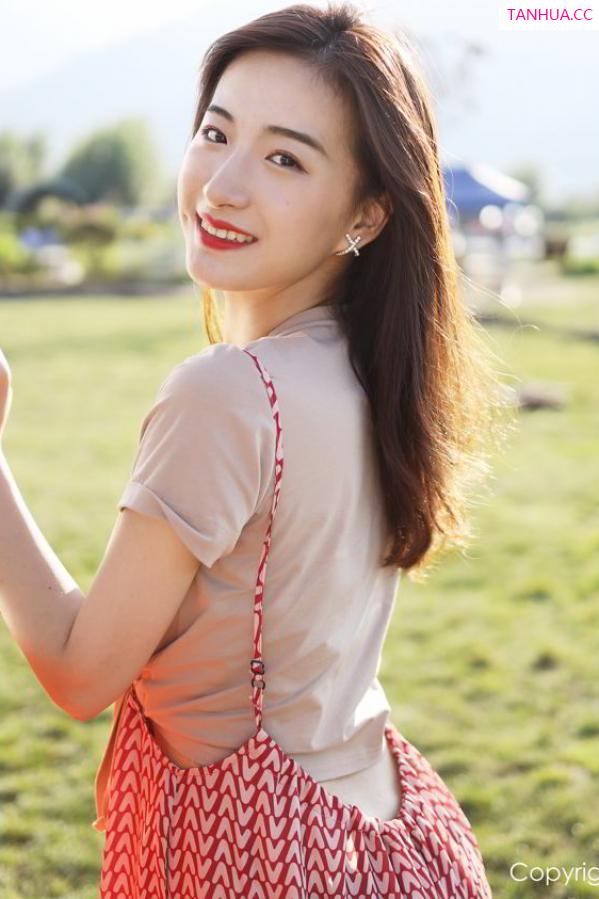 龚天艺 艺儿拿铁 [XIUREN]高清写真图 2019.09.02 艺儿拿铁第7张图片